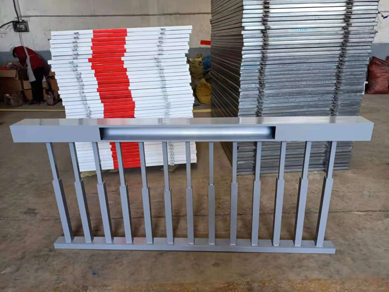 鋁合金護(hù)欄